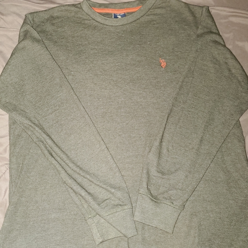 Shirt - Picture 2 of 3
